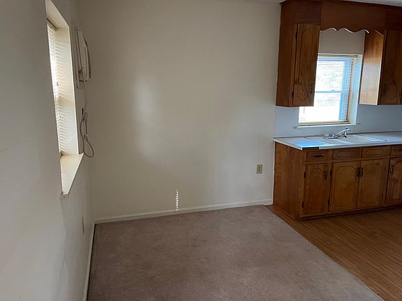 3rd image of 506 N Center St APT F