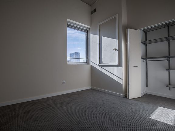 5th image of 630 N Franklin St APT 1119