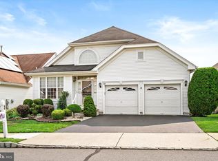 40 Honey Flower Dr, Trenton, NJ 08620
