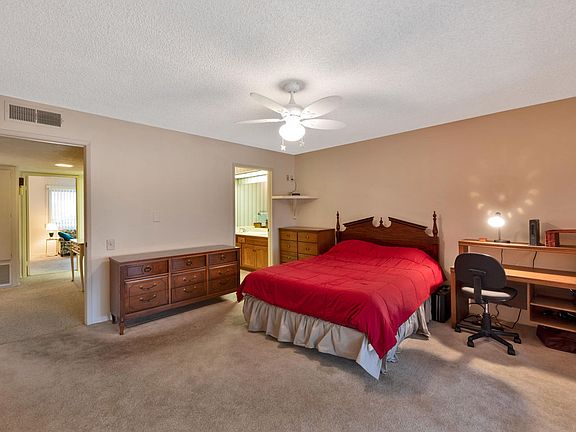 3rd image of 68 Leisure World