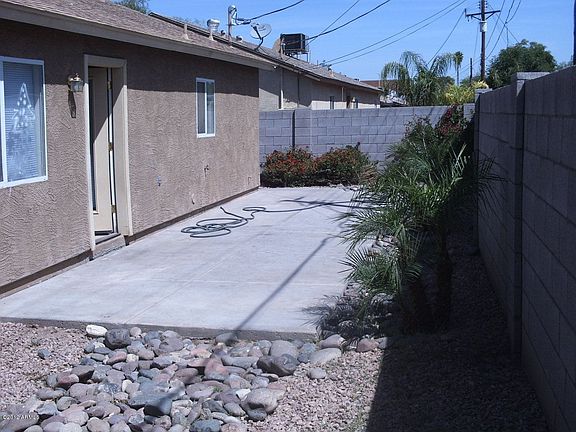 3rd image of 1119 S Bonnie Ln