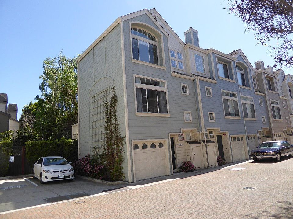 1st image of 979 Pinto Palm Ter APT 37