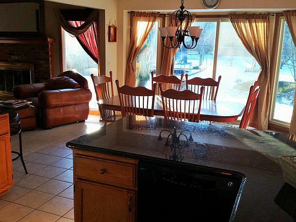 4th image of 53743 Springhill Meadows Dr