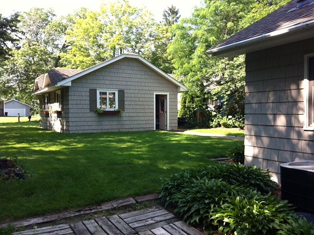 2nd image of 3422 Livingston Ave