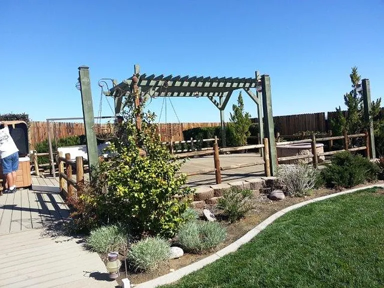 16376 Appletree Ln — Photo 6