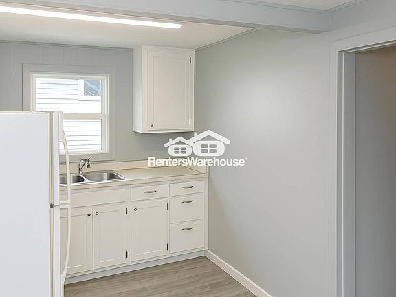 2nd image of 403 Milltown Ave N Unit 2