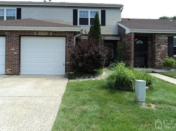 65 Jefferson Dr, Spotswood, NJ 08884