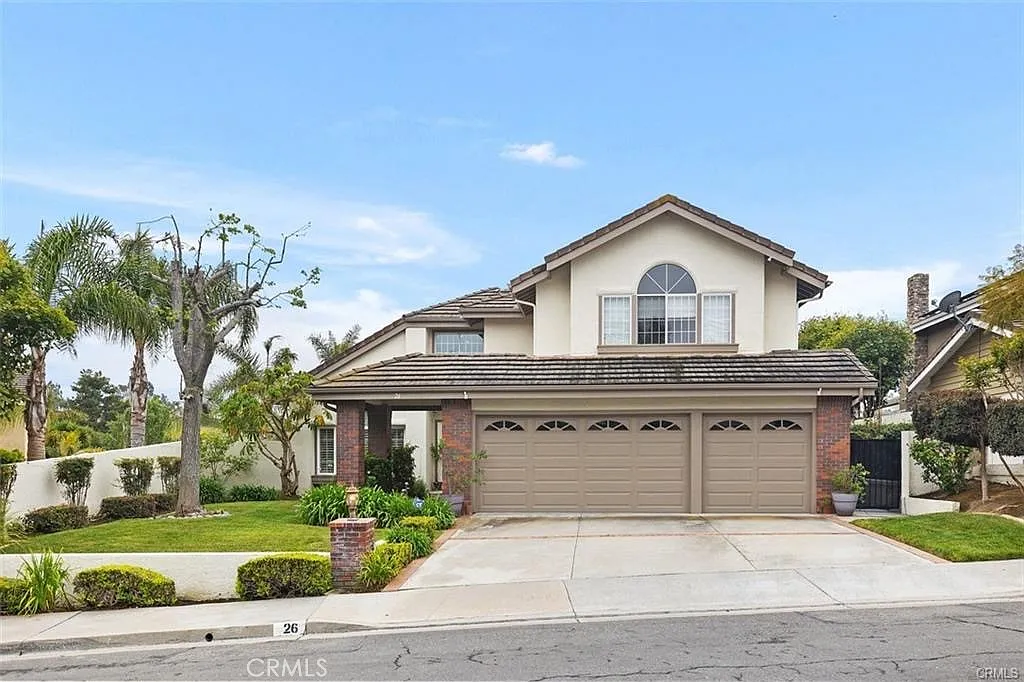 4 bed, 3148 sqft, $7,009 — Photo 1