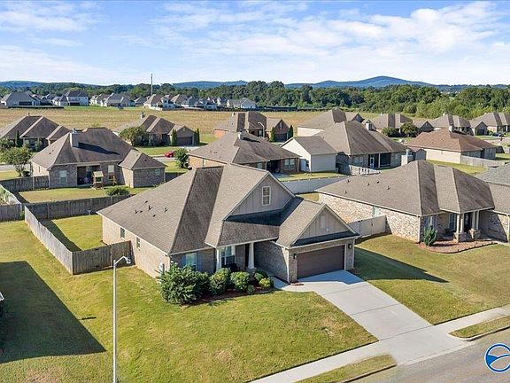 5th image of 170 Lexi Ln