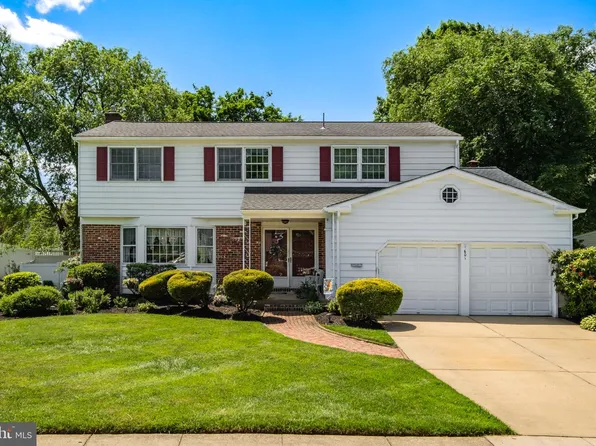 601 Norwood Rd, Mount Laurel, NJ 08054