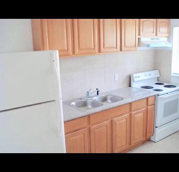 2nd image of 1126 SW 15th Ter