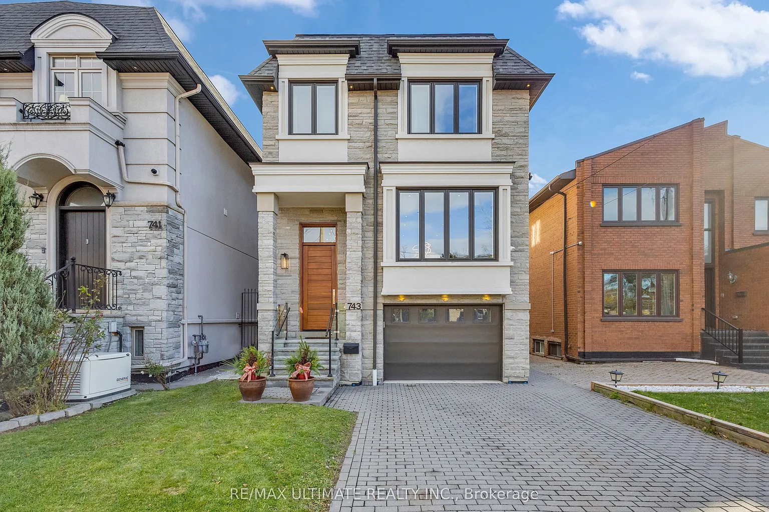 743 Glencairn Ave photo 1