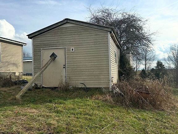 3rd image of 25 Southridge Rd
