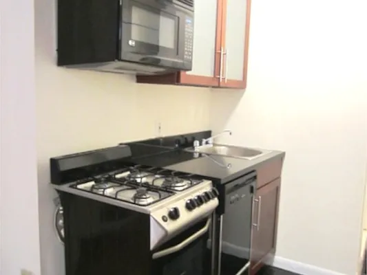 Rented by Mirador Real Estate | media 8