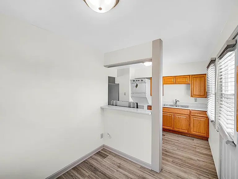 6740 Olcott Ave — Photo 6