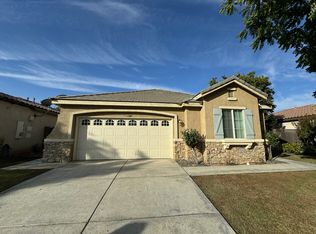 11507 Braemar Ln, Bakersfield, CA 93312