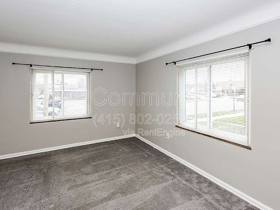 4th image of 4186 Ridge Rd APT 3