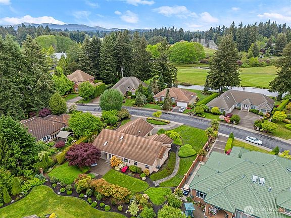 2nd image of 3927 Birkdale Lane SE