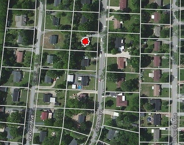 2nd image of 674 Glenn Ave