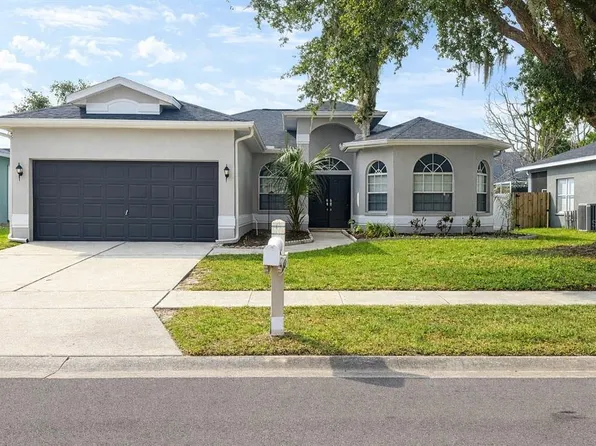 28202 Brokenmead Path, Wesley Chapel, FL 33543