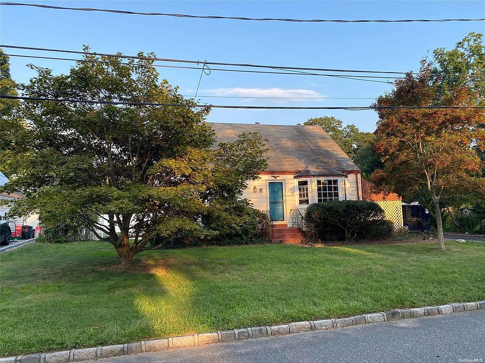 1st image of 45 Oak Avenue