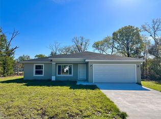 9 Malauka Pl, Ocklawaha, FL 32179