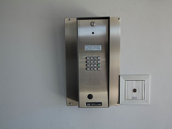 4th image of 10420 Circle Dr APT 33B