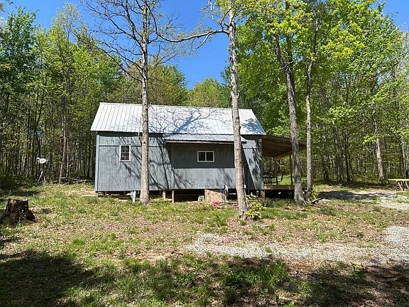 4th image of 9407 Bever Ridge Rd