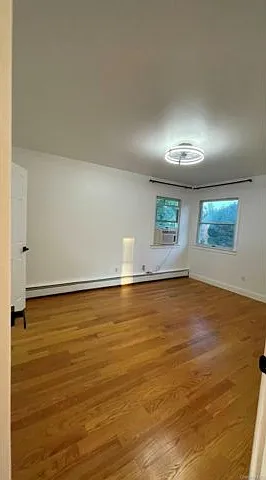 133 Railroad Ave — Photo 4