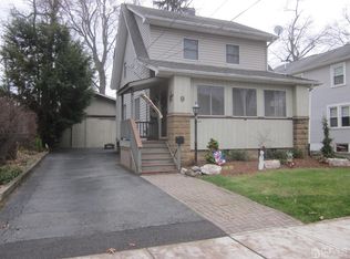 9 Division St, Metuchen, NJ 08840