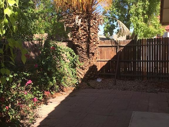 5th image of 2832 E Waltann Ln Unit 04