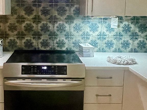 5th image of 420 Fairway Oaks Dr Unit A