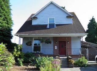 11042 NE Glisan St, Portland, OR 97220