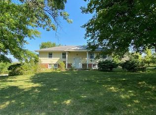 21604 NE 188th St, Holt, MO 64048