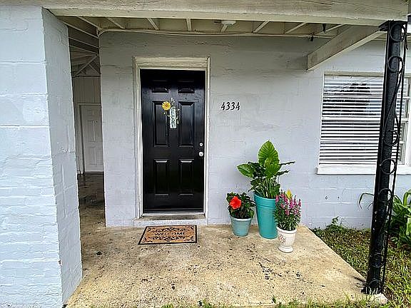 3rd image of 4334 Buckman St