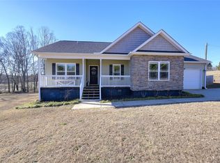 104 Faye Cir, Easley, SC 29640