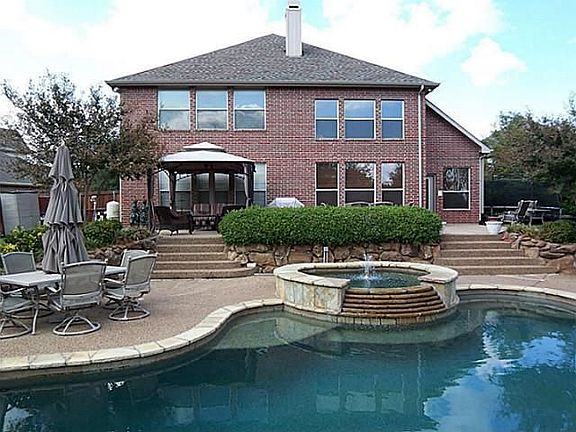 2nd image of 237 Patricia Ln