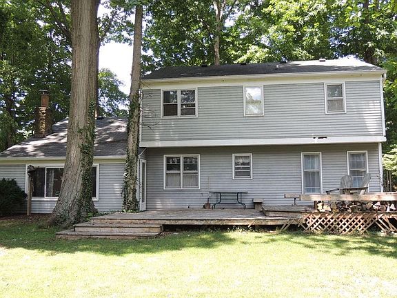 2nd image of 6407 Buttonwood Dr