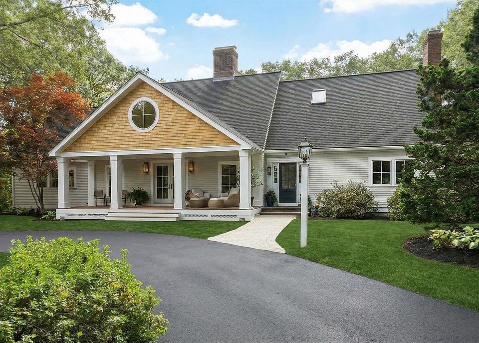 1st image of 44 Sarah Way