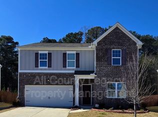 4421 Kendrick Cir, Loganville, GA 30052