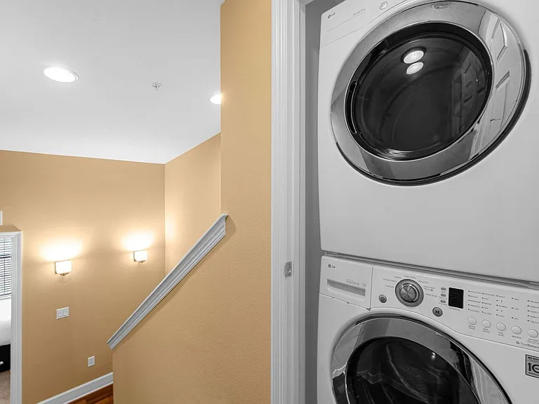 Washer/Dryer
