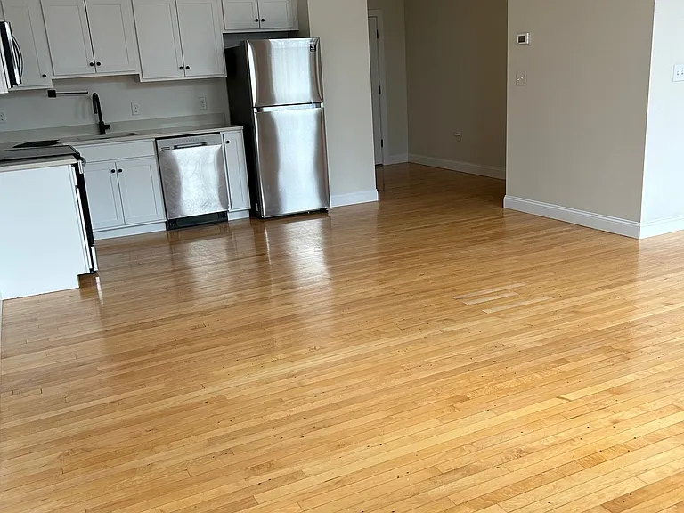 22 1/2 Whiting St #202 — Photo 3