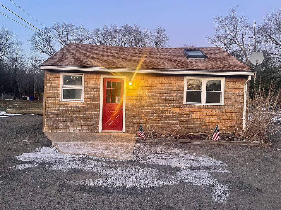 front of cottage with garden in front
parking in front or on right hand side