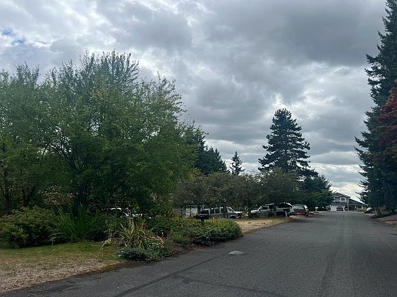5th image of 5623 69th Avenue Ct W