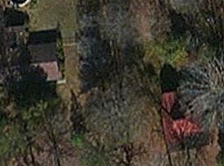 559 Cook Dr, Ellenwood, GA 30294