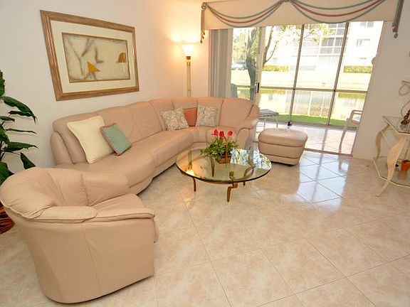 5th image of 7612 Trent Dr #102
