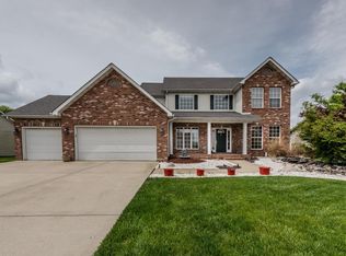 111 Stonebriar Dr, Troy, IL 62294
