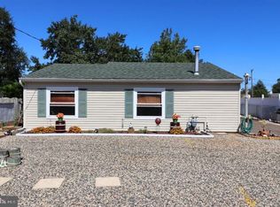 918 Pensacola Rd, Forked River, NJ 08731