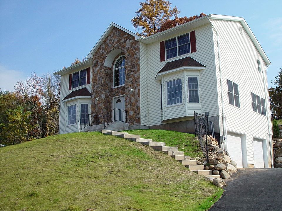 1st image of 15 Mayfield St