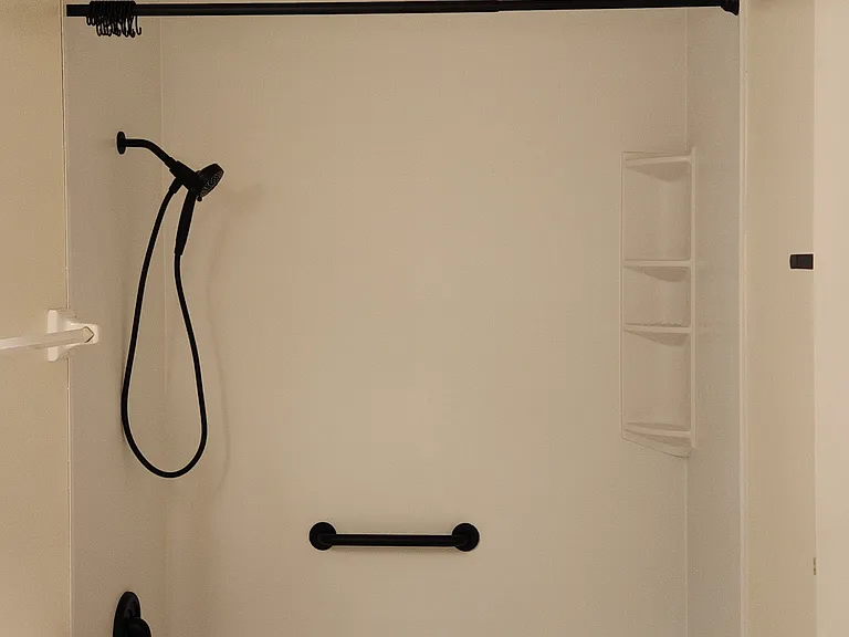 5586 Guilford Rd #2 — Photo 7